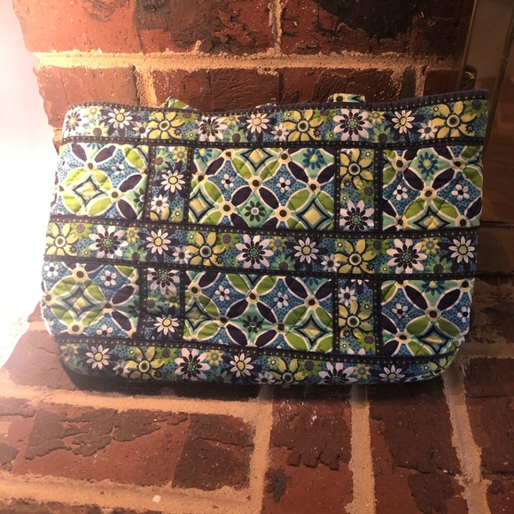 Vera Bradley Daisy Daisy Toggle Tote - Picture 4 of 4